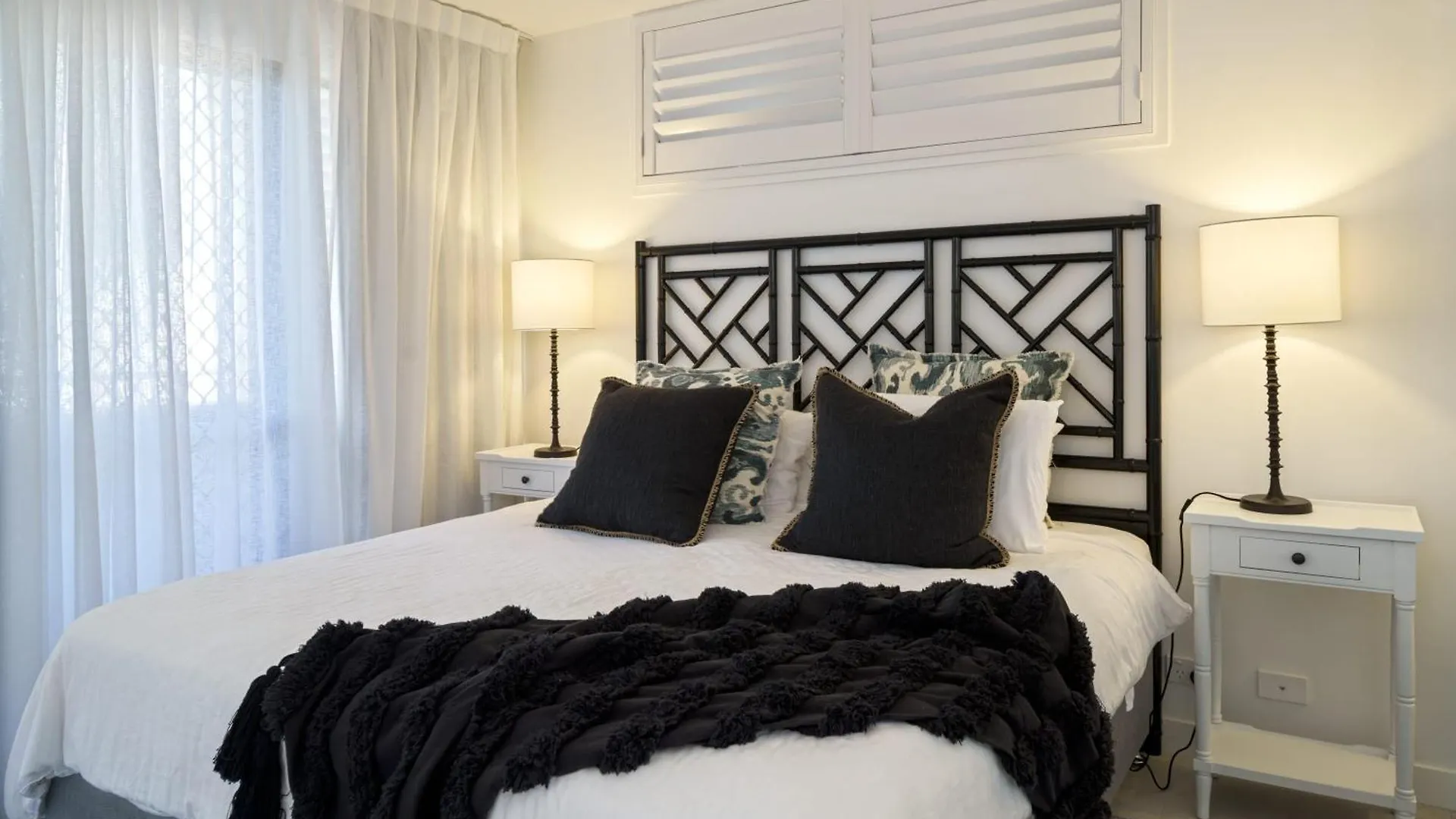 Absolute Beachfront Bliss On Kings Beach Caloundra Apartment