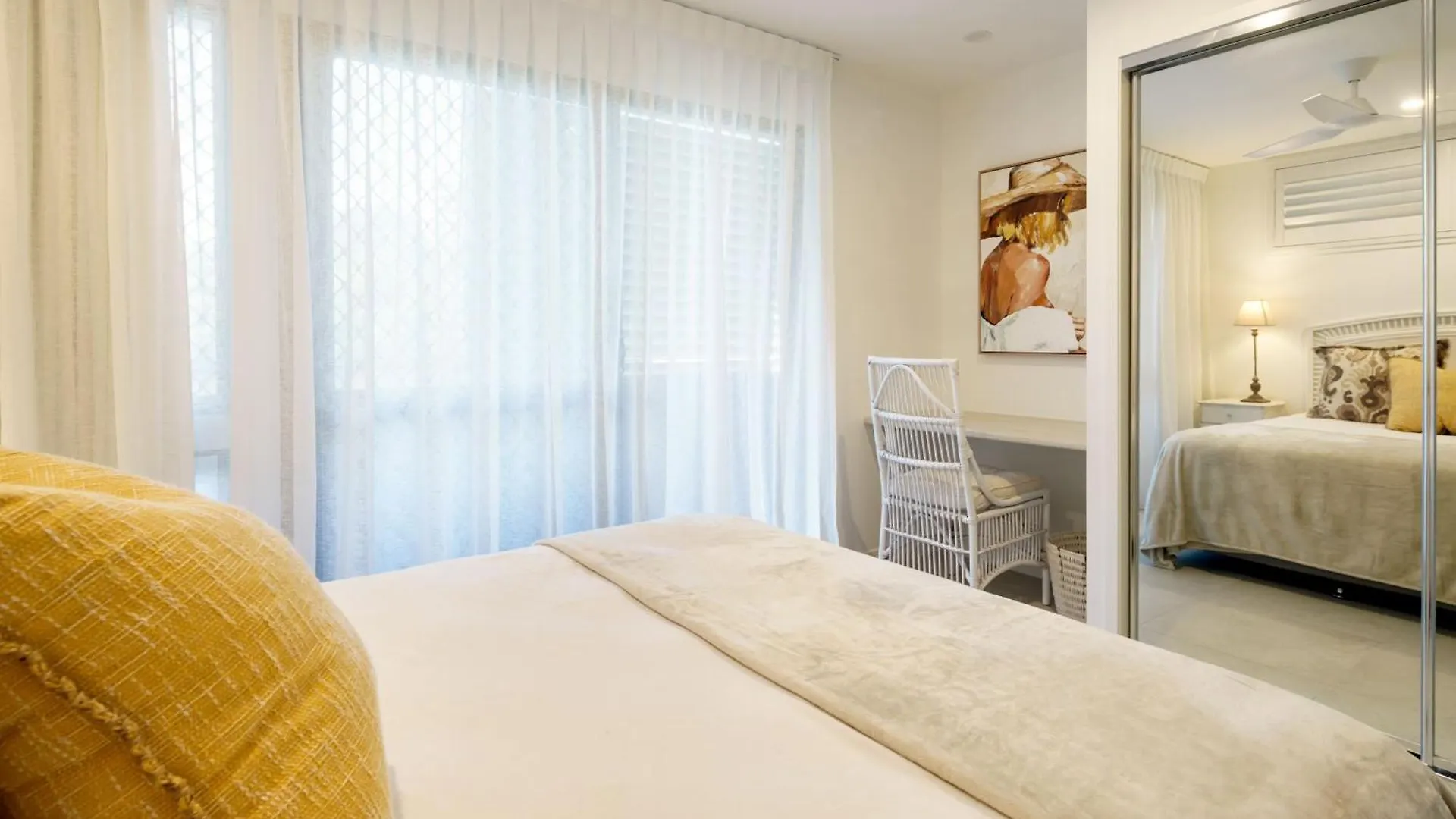 Absolute Beachfront Bliss On Kings Beach Caloundra Apartment